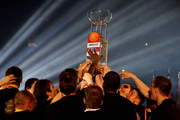 妙地实施了 妙地实施了